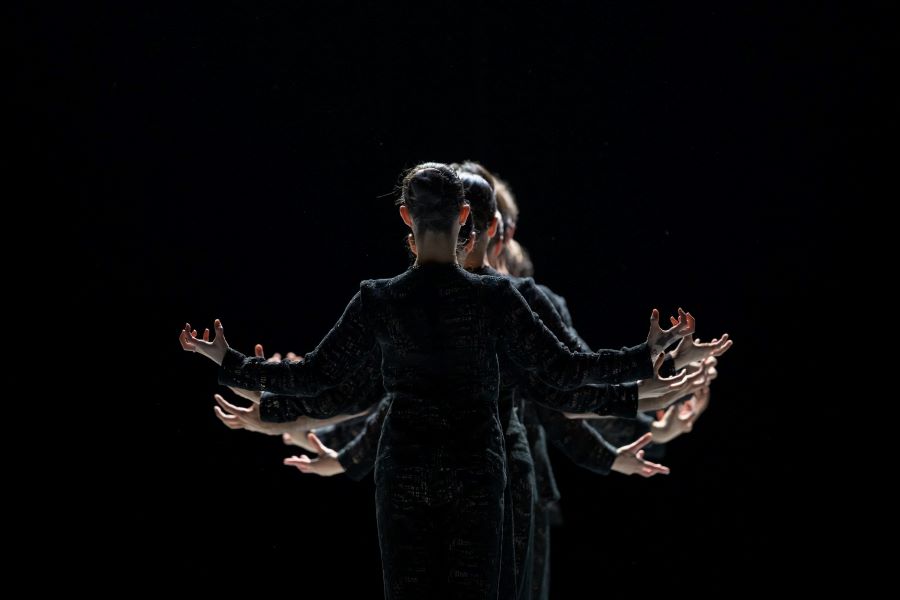 Balet ND: Beyond Vibrations (foto ze zkoušek Serghei Gherciu)