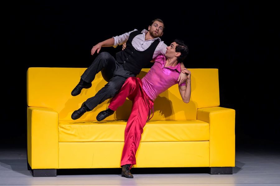 Balet NDM – Sofa (inscenace ČISTÁ RADOSTance, foto Serghei Gherciu)