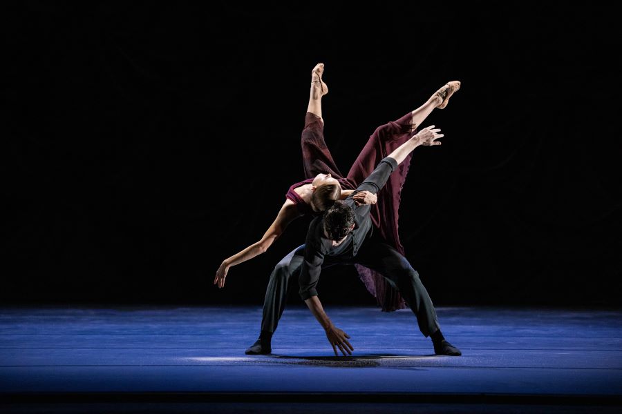 Balet NdB – Bdění, choreografie White Darkness (foto Pavel Hejný)