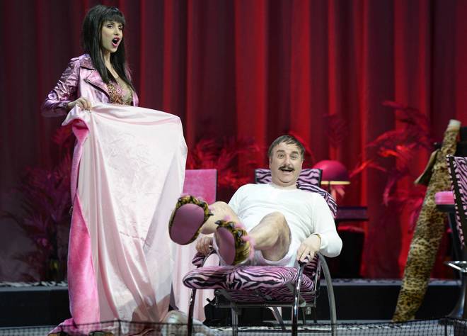G. Donizetti: Don Pasquale - Juan Diego Flórez (Ernesto), Valentina Nafornita (Norina) - WSO 2015 (foto APA/Hans Klaus Techt)