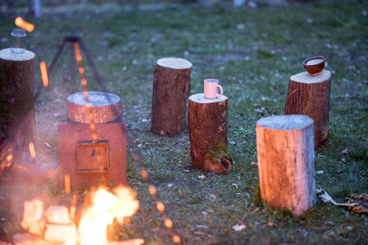 Bazaar Festival 2024 – performativní piknik (foto Vojtěch Brtnický)