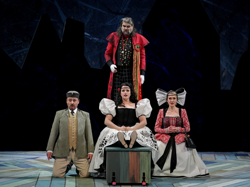Bedřich Smetana: Prodaná nevěsta – Národní divadlo moravskoslezské (foto Martin Popelář)