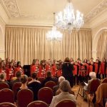 Dny soudobé hudby, 10. října 2023, Kaiserštejnský palác – Dětský pěvecký sbor Mariella a sbormistryně Hana Bezděková (foto Zdeněk Chrapek)