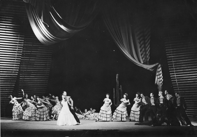 M. Ravel: Bolero - Jitka Mňačková, Stanislav Remar (sólový pár) - SND Bratislava 1950 (foto Gejza Podhorský)