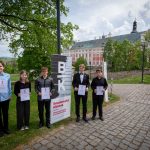 Broumovská klávesa 2024: Vítězové 3. kategorie – Gregor Kovács, Tereza Neužilová, Vladimír Kuželka, Arnošt Matěj Nimrichtr, Tomáš Březina (zdroj Broumovská klávesa, foto Michal Sedláček)