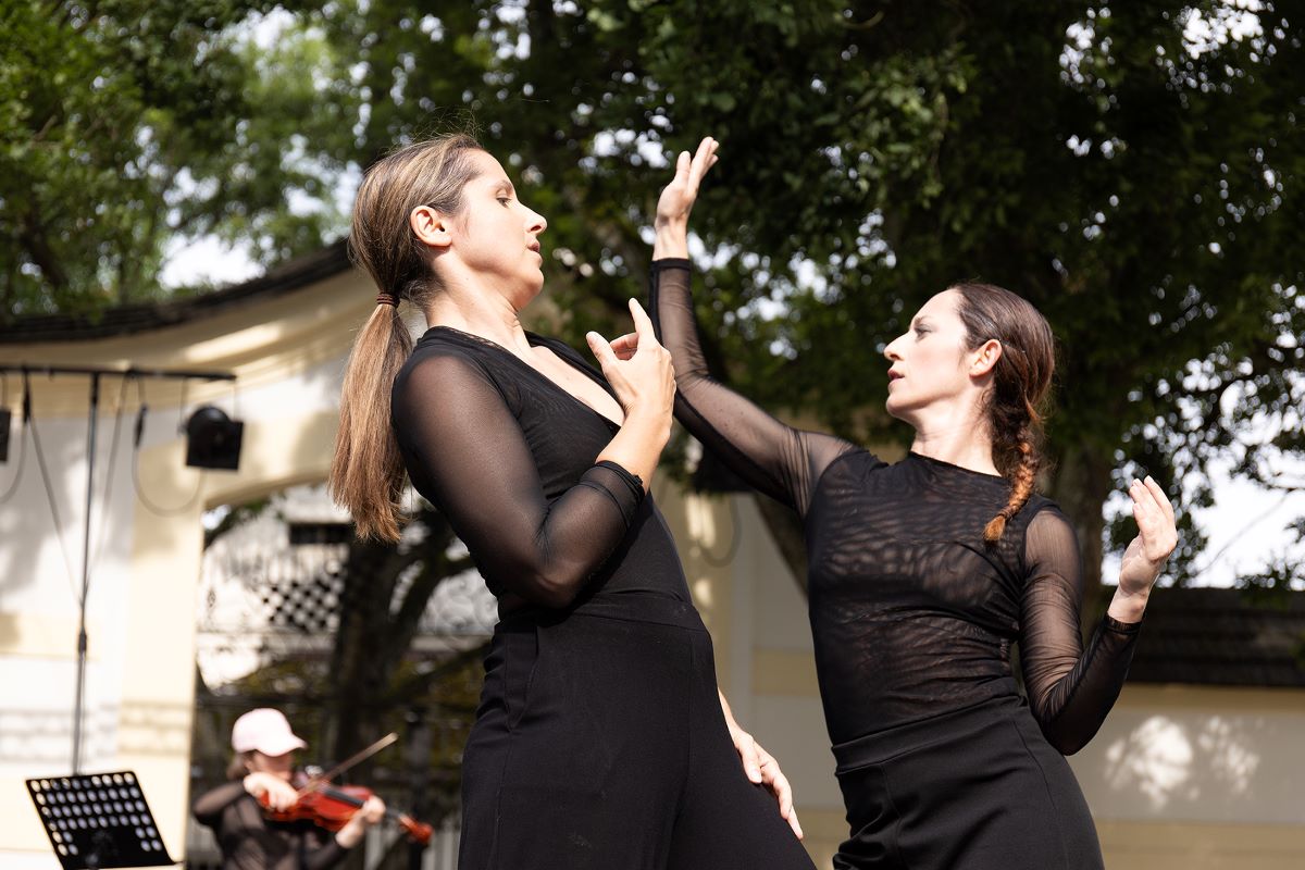 Camilla Monga & Federica Furlani (foto Adéla Vosičková, KoresponDance 2024)