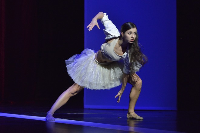 Chaplin - choreografie Mario Schröder - Barbora Šulcová (Matka) - NDM Ostrava 2015 (foto Martin Popelář)