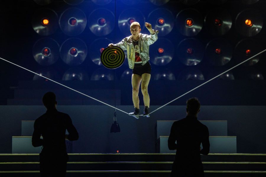 Cirk La Putyka – R. I. E. (foto Lukáš Bíba)