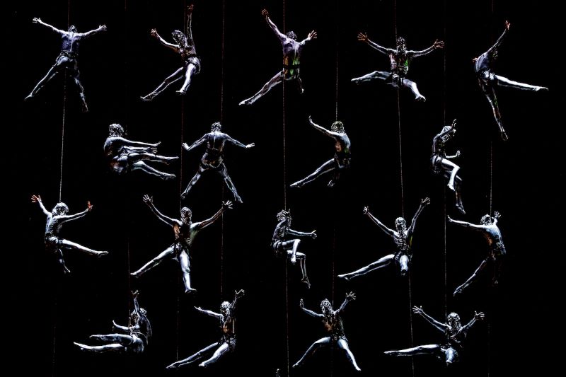 Cirkus Cirkör (foto archiv festivalu Letní Letná)