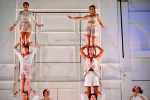 Cirque Le Roux – Entre Chiens et Louves (foto František Ortmann, Letní Letná 2024)