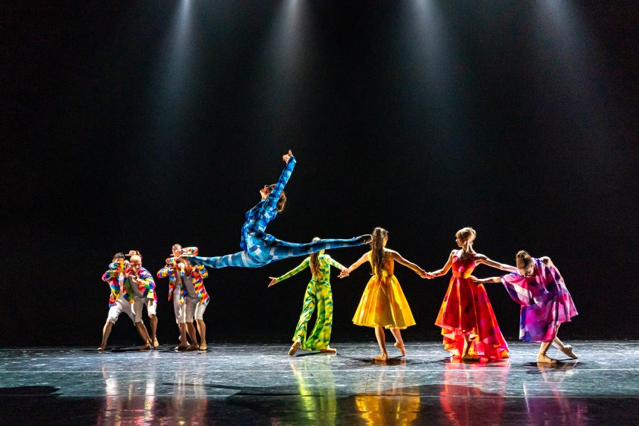 Clique, choreografie Dominika White Slavkovského pro Balet SND (foto Juraj Žilinčár)