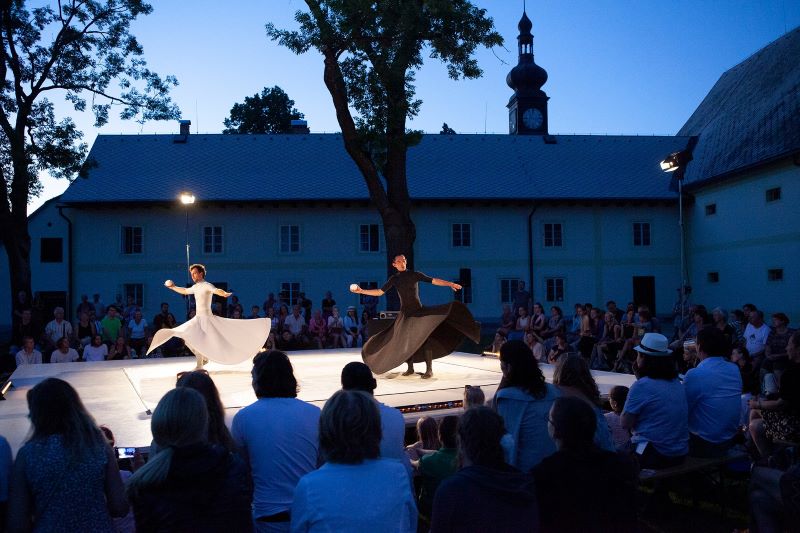Compagnie Monad – Yin Zéro (foto Dragan Dragin, KoresponDance 2023)