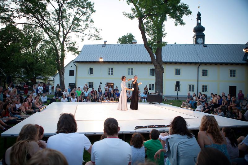 Compagnie Monad – Yin Zéro (foto Dragan Dragin, KoresponDance 2023)