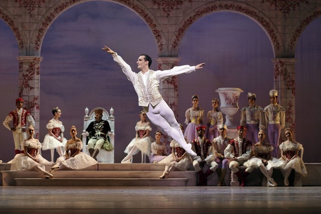 Coppélia - choreografie George Balanchine - Jiří Bubeníček (Franz) (foto Costin Radu)