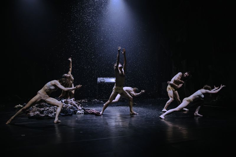 DEKKADANCERS – La Dolce Vita (foto Jakub Červenka, Jatka78 2024)