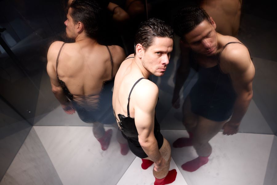 DEKKADANCERS – and (promo foto Pavel Hejný)
