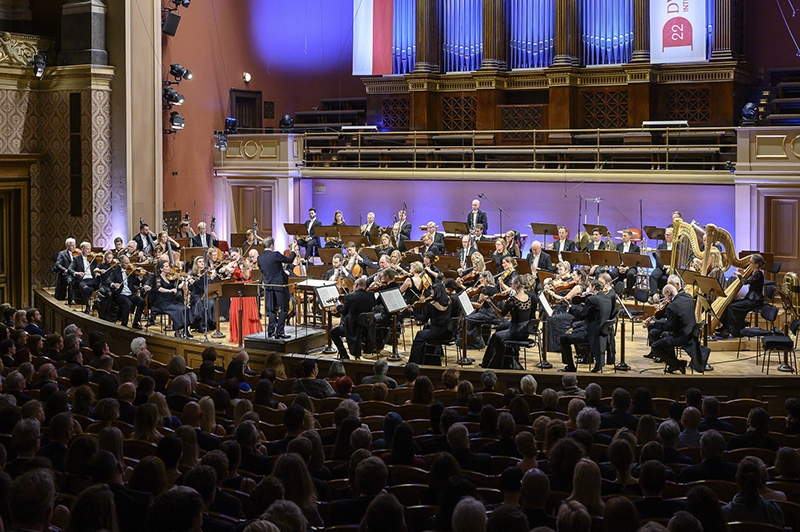 Dvořákova Praha, 25. září 2022 – Veronika Eberle, Daniel Harding a Symfonický orchestr Švédského rozhlasu (foto Petra Hajská)