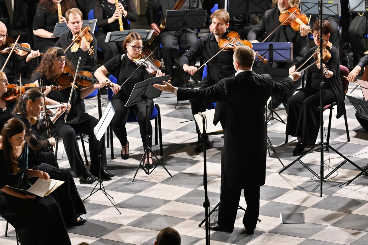 Michaela Šrůmová, Aneta Petrasová, Martin Javorský, Miloš Horák, Musica Florea, Collegium Floreum a Marek Štryncl (foto Naďa Faltusová)