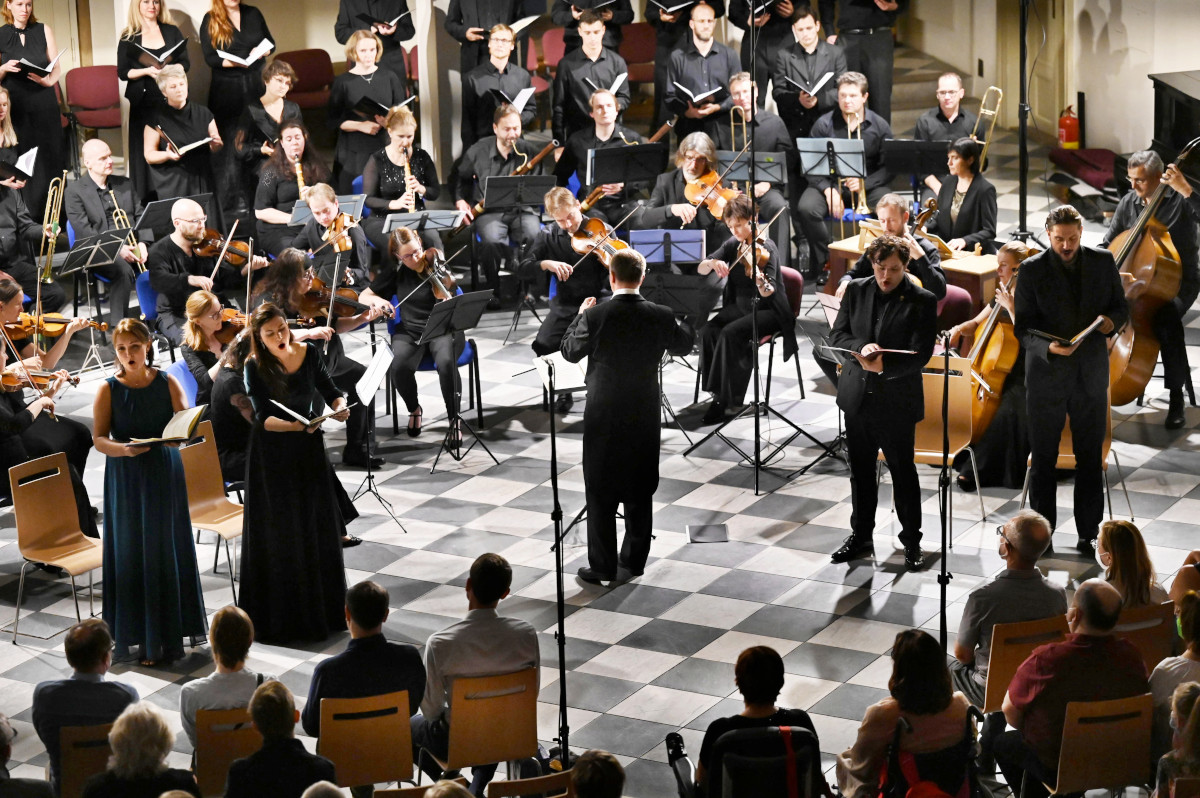 Michaela Šrůmová, Aneta Petrasová, Martin Javorský, Miloš Horák, Musica Florea, Collegium Floreum a Marek Štryncl (foto Naďa Faltusová)