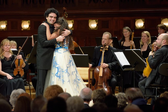 Cecilia Bartoli & Rolando Villazón - Cecilia Bartoli (mezzosoprán), Rolando Villazón (tenor) - Smetanova síň Obecního domu Praha 2015 (foto Petr Dyrc)