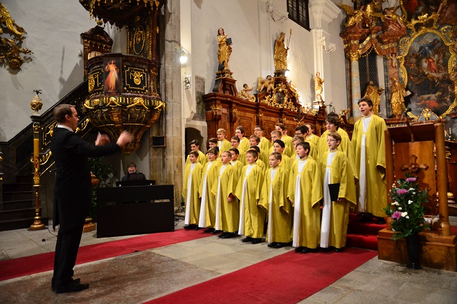 Boni Pueri & Jaroslav Šlajs (foto Miroslav Adamec)