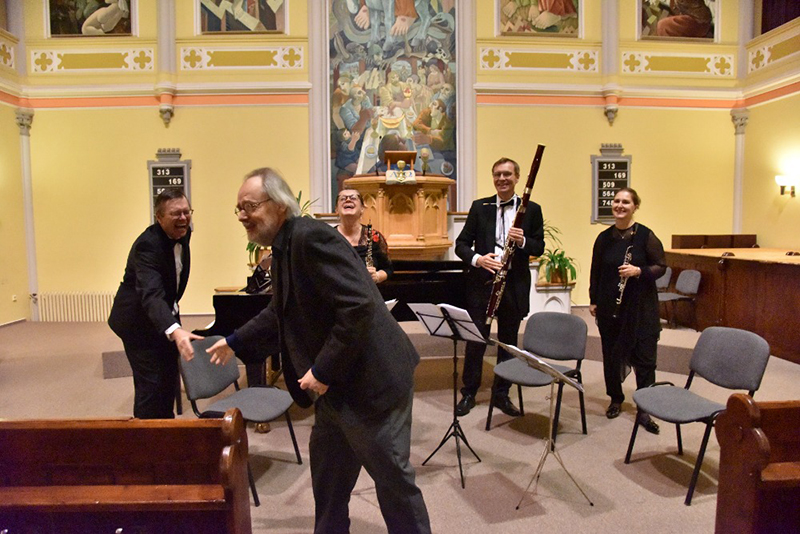 Závěrečný 8. koncert 34. ročníku festivalu Dny soudobé hudby, 27. listopadu 2023, Modlitebna České církve evangelické Vinohrady (foto Zdeněk Chrapek)