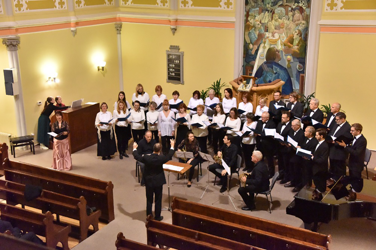 Závěrečný 8. koncert 34. ročníku festivalu Dny soudobé hudby, 27. listopadu 2023, Modlitebna České církve evangelické Vinohrady (foto Zdeněk Chrapek)