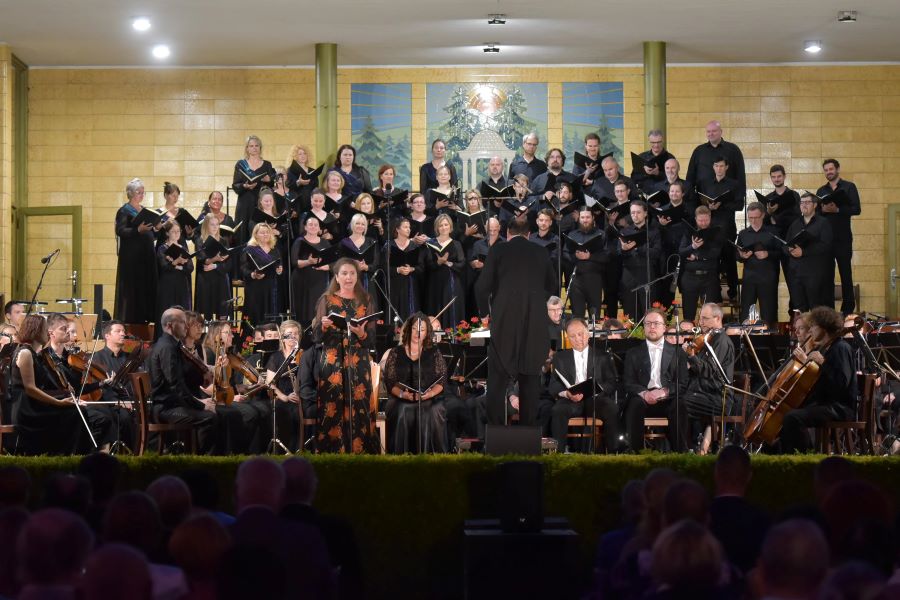 Janáček a Luhačovice: Filharmonie Bohuslava Martinů a Český filharmonický sbor Brno, 11. července 2023, Luhačovice (zdroj Festival Janáček a Luhačovice)