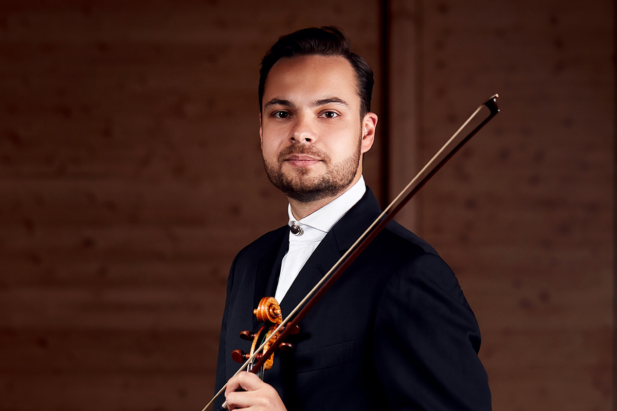 David Karvay (zdroj Symfonický orchestr hl. m. Prahy FOK)