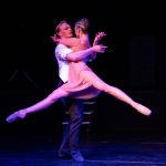 Divadlo F. X. Šaldy Liberec – Sylf (Anya Clarke a Richard Svoboda, foto Daniel Dančevský)