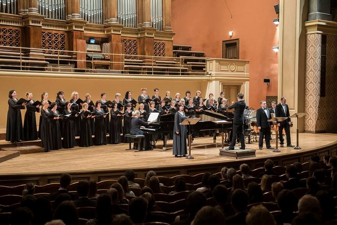 Dny Bohuslava Martinů 2015 - Pražský filharmonický sbor -Lukáš Vasilek - Rudolfinum Praha (foto Pražský filharmonický sbor / Petra Hajská)