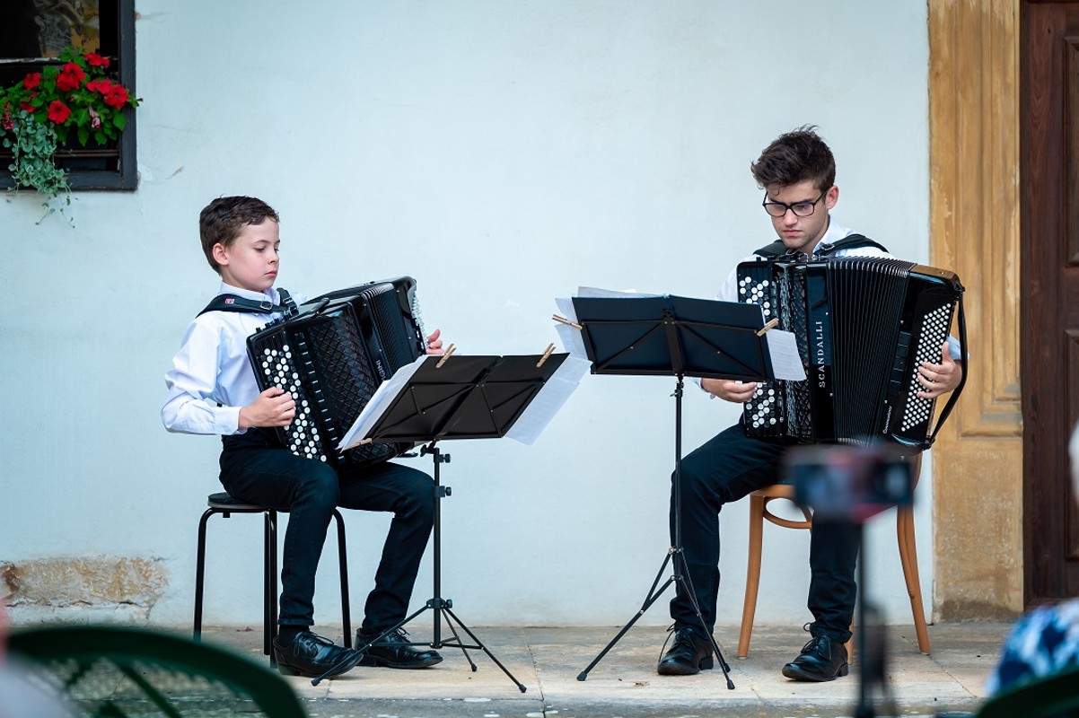 Duo Absoluto (zdroj Klášterní hudební slavnosti)