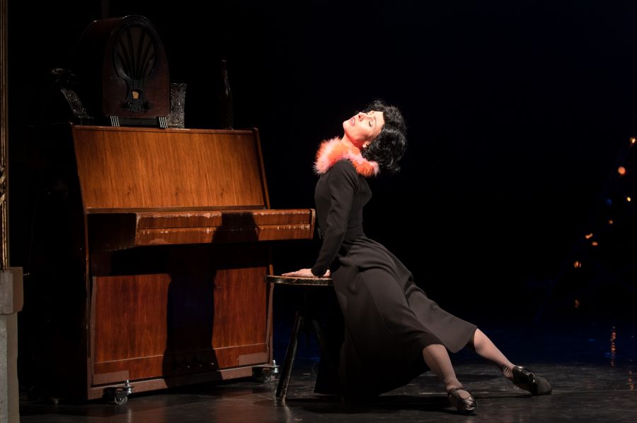 Zuzana a Miroslav Hradilovi v inscenaci Edith - vrabčák z předměstí (foto DJKT)