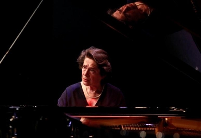 Elisabeth Leonskaja (foto theaterdesk.com)