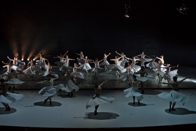 COW -Alexander Ekman -Semperoper Ballett Dresden (foto T.M.Rives)