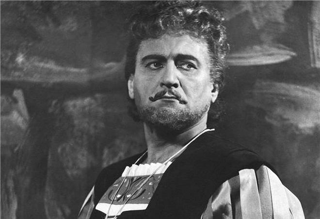 Ch. Gounod: Faust a Markétka - Václav Bednář (Valentin) - ND 1955 (foto archiv ND)