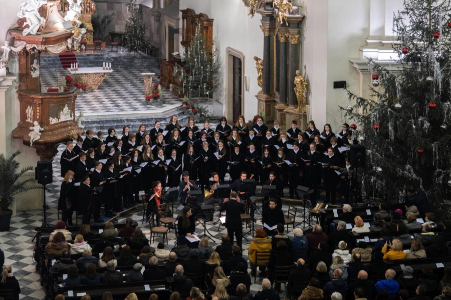 Tradiční vánoční koncert Kantilény – Kantiléna, Iva Táborská, Michal Jančík, Robin Červinek, 25. prosince 2022 (zdroj Filharmonie Brno)