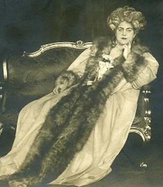 Margarethe Siems jako Maršálka ve Straussově Rosenkavalierovi - foto Hugo Erfurth, Drážďany 1911 (zdroj mugi.hfmt-hamburg.de)