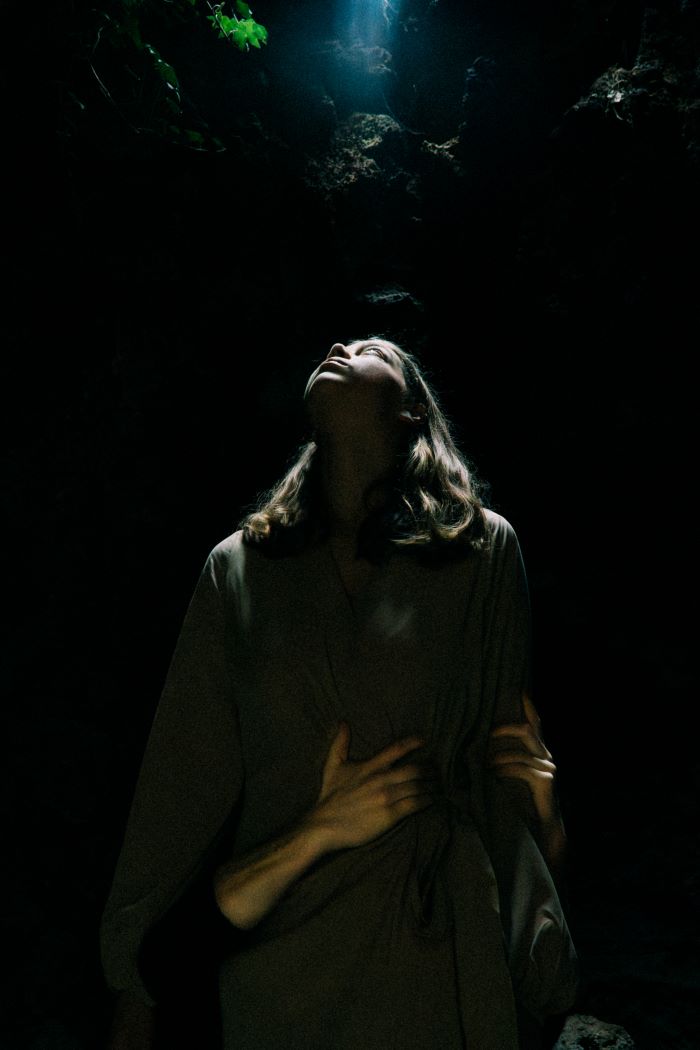 Hana Galiová – Comfort Women (promo foto Kira Tripulska)