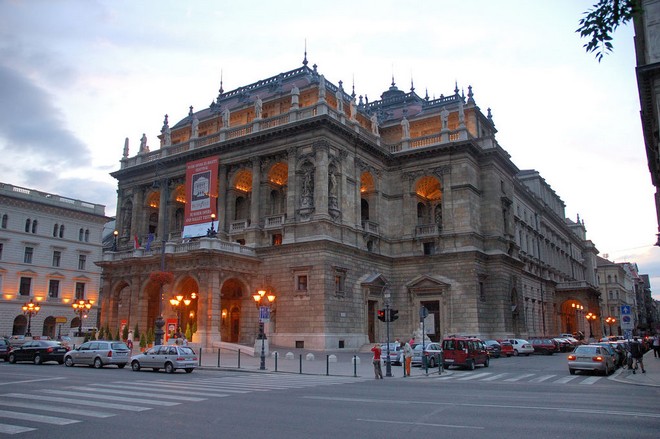 Magyar Állami Operaház Budapešť (zdroj en.wikipedia.org)