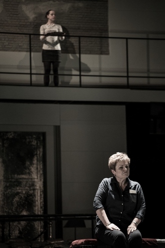 R.Strauss: Elektra - záběr ze zkoušky - Susan Bullock (Elektra) - ND 2016 (foto Josef Rabara)