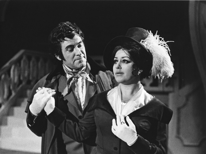 A.Dvořák: Jakobín - Hynek Maxa (Bohuš z Harasova), Eva Kinclová (Julie) - Divadlo Oldřicha Stibora Olomouc 1972 (foto Ivan Šimáček)