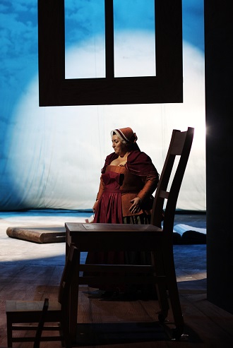 A.Dvořák: Jakobín - Yvona Škvárová (Martinka) - ND 2011 (foto Hana Smejkalová)
