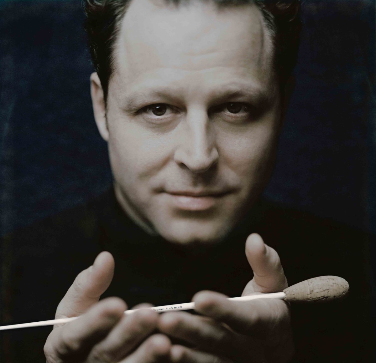 John Axelrod (foto Stefano Bottesi)
