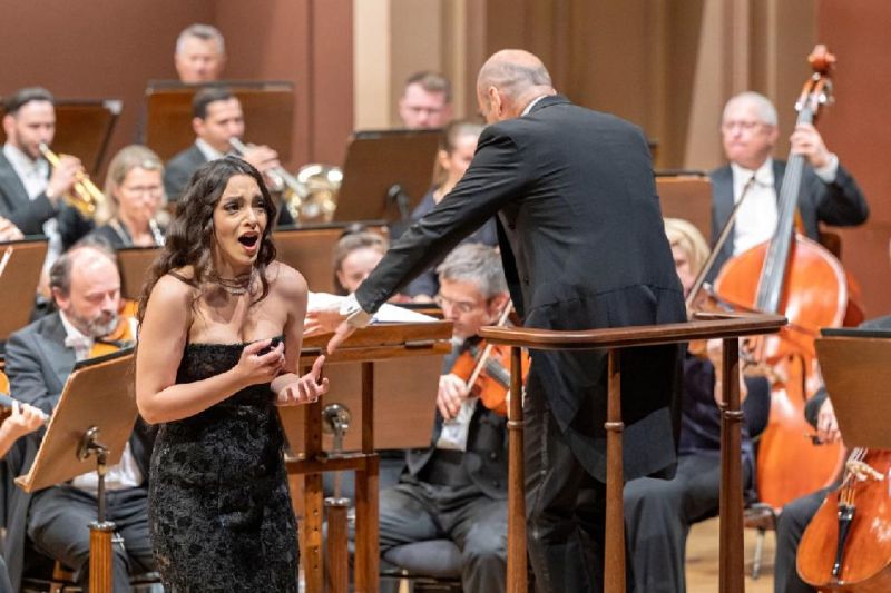 Juliana Grigoryan, Rastislav Štúr, PKS – Prague Philharmonia, 26. června 2023 (foto Petr Dyrc)