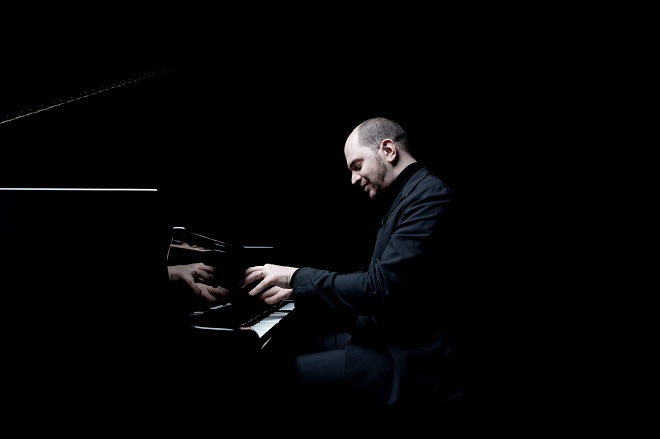 Kirill Gerstein - ilustrační foto (Foto Marco Borggreve)