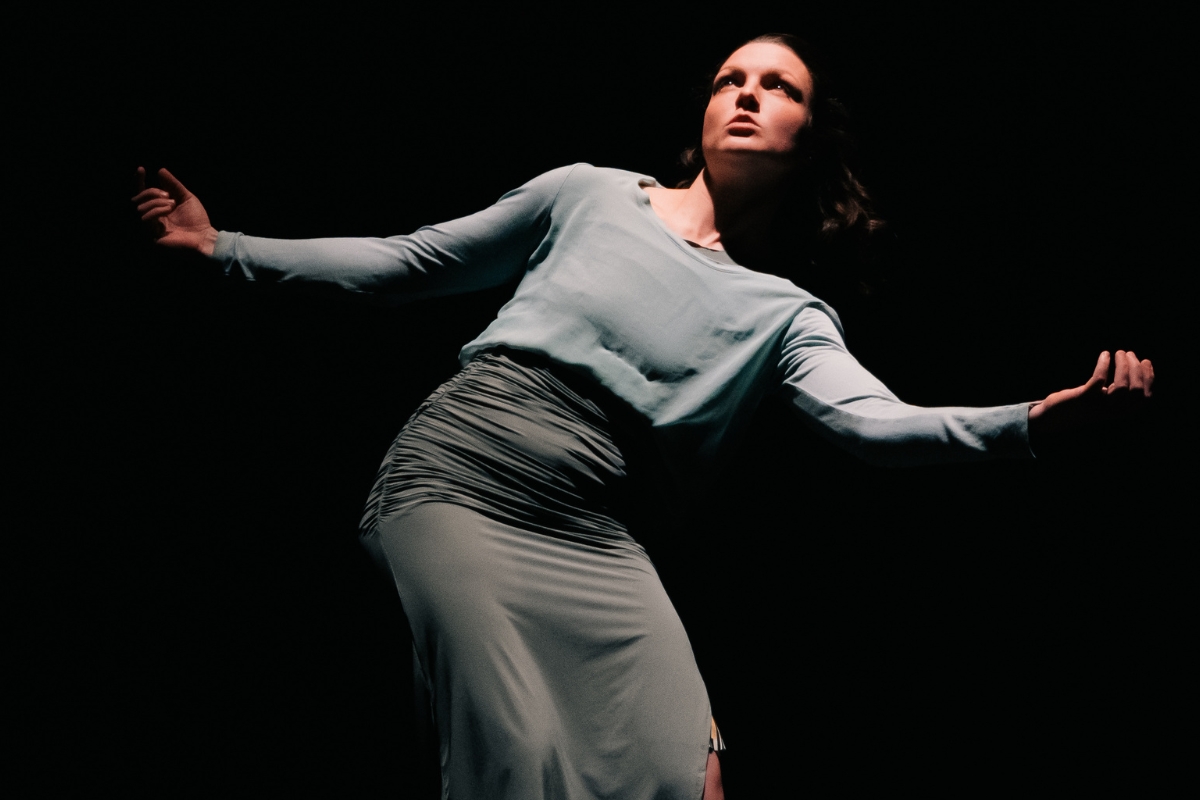 Klára Ešnerová – Xposure (foto Ekaterina Fonina, Manus Art Collective 2023)