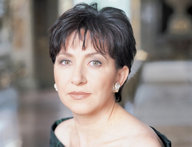 Krassimira Stoyanova (zdroj krassimira-stoyanova.com)