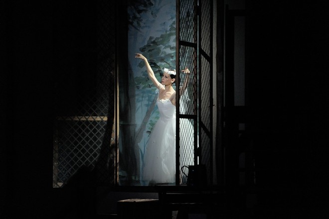 Herman Severin Løvenskiold: La Sylphide - Olga Borisová-Pračiková (Sylfida) - NDM Ostrava (foto Martin Popelář)
