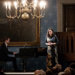 Lípa Musica: Nocturno na Sychrově, 26. října 2024, Zámek Sychrov, Zámecká galerie – Marek Kozák a Simona Šaturová (foto Lukáš Marhoul)